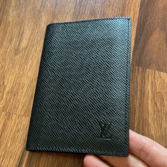 Passport cover - Picture 2 of 4